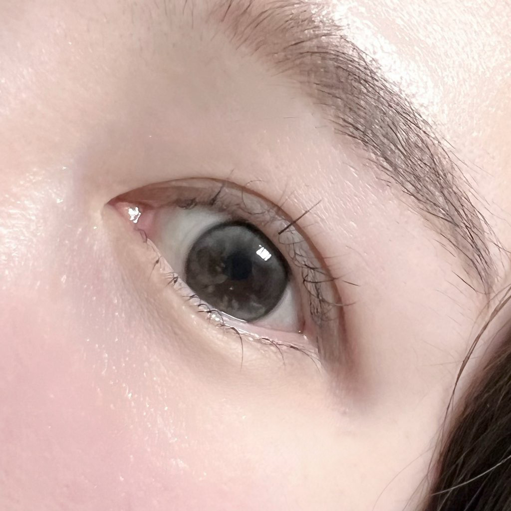 デメテルペブルグレー